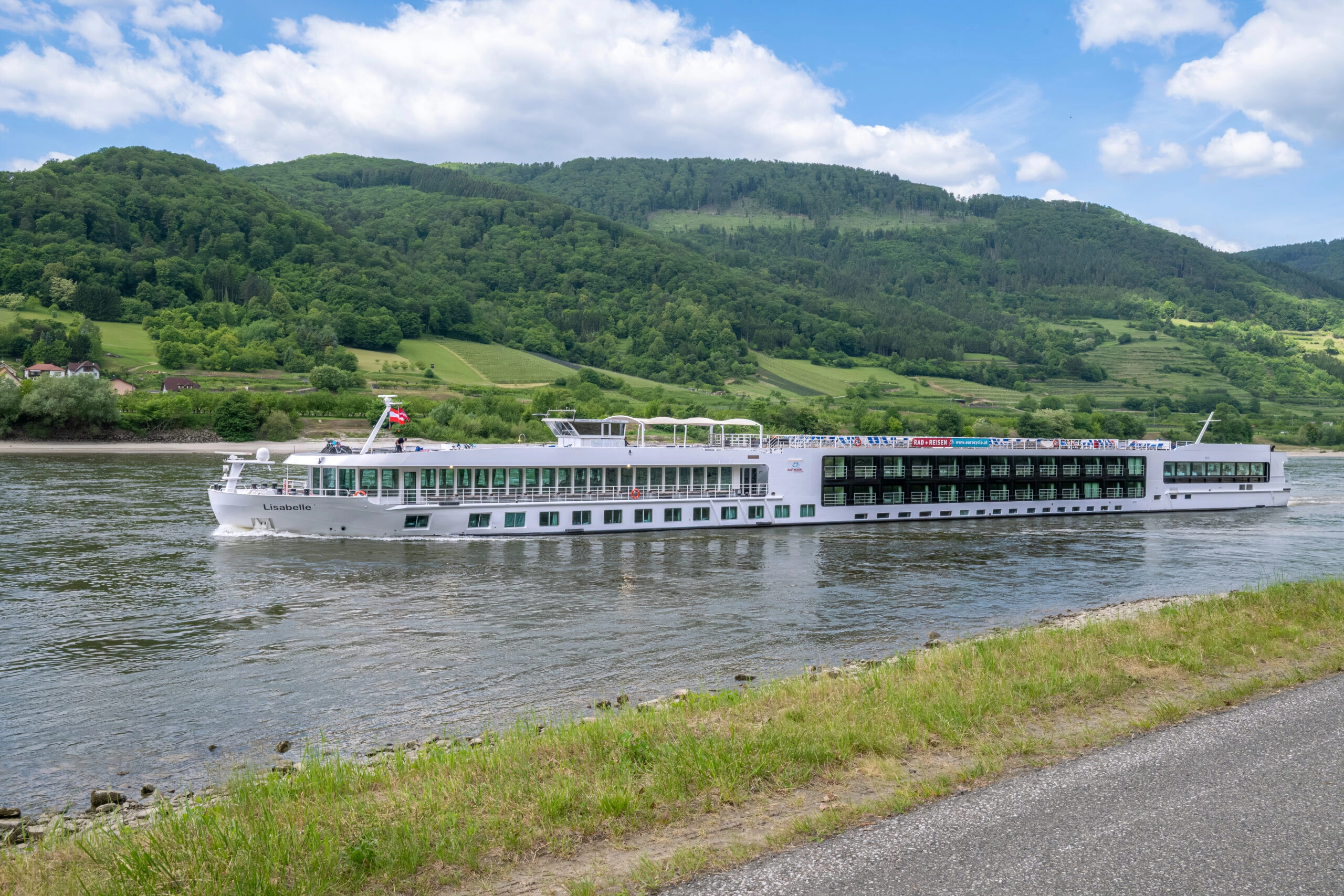 MS Lisabelle op de Donau